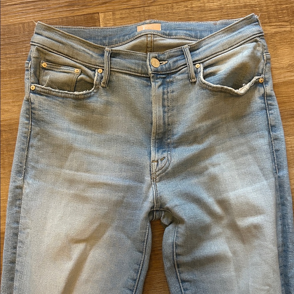 Mother - Insider Crop Step Fray Jean - Picture 3 of 8